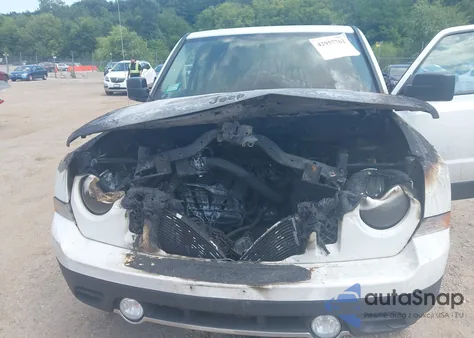 2017 Jeep Patriot High Altitude 4X4 из США, поврежденный, VIN 1C4NJRFB9HD168501